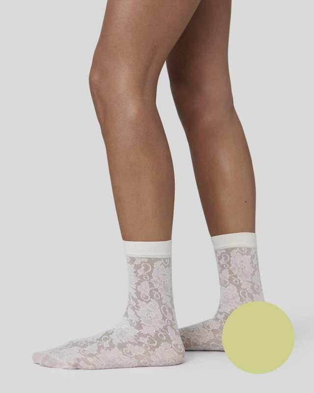 Lily Lace Socks